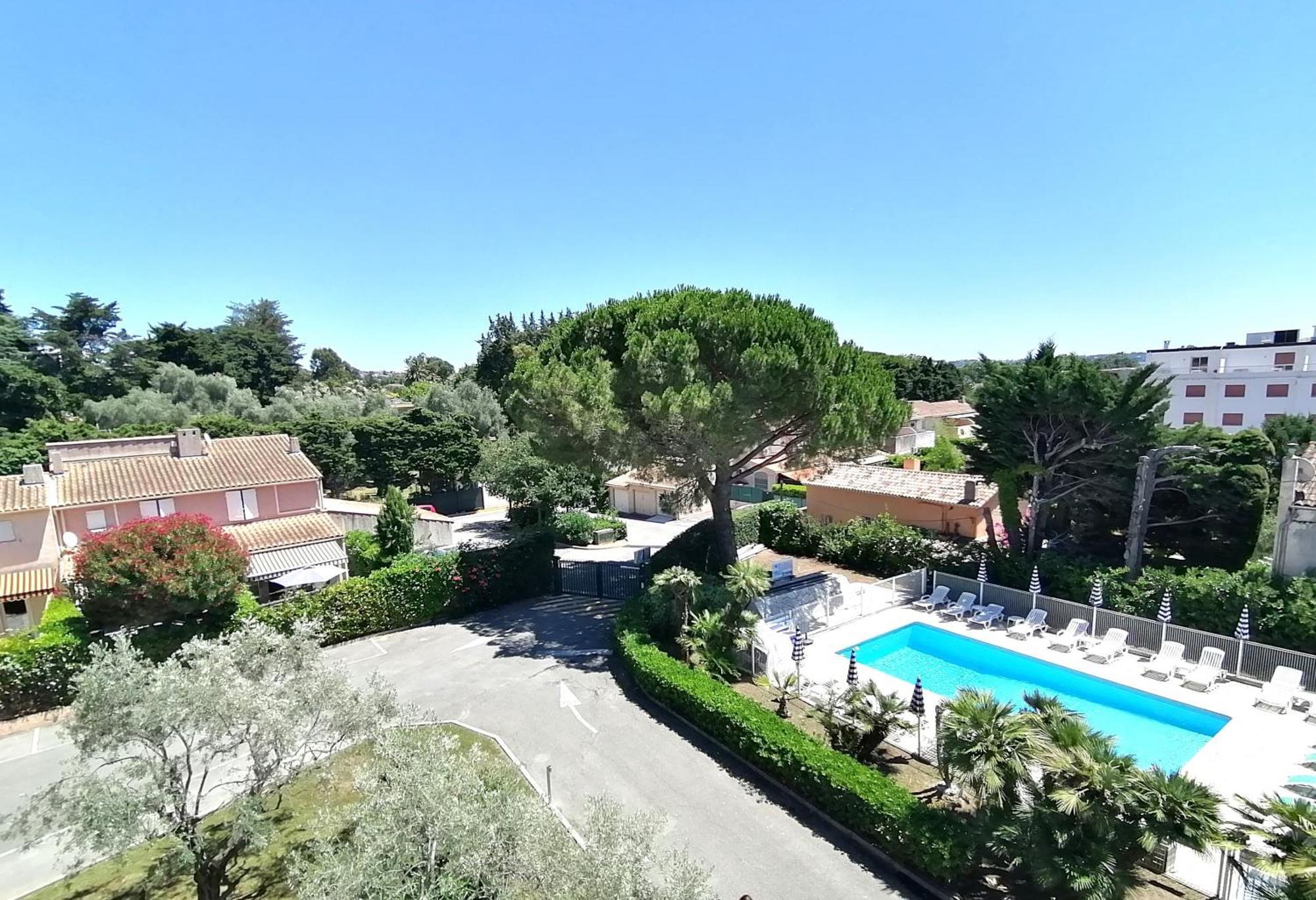 Eden Azur - Hoteliere Appart hôtel