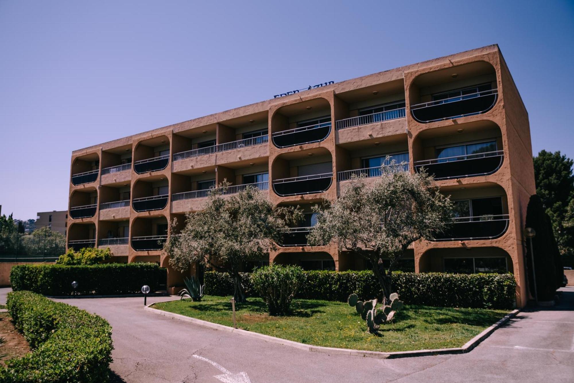 Eden Azur - Hoteliere