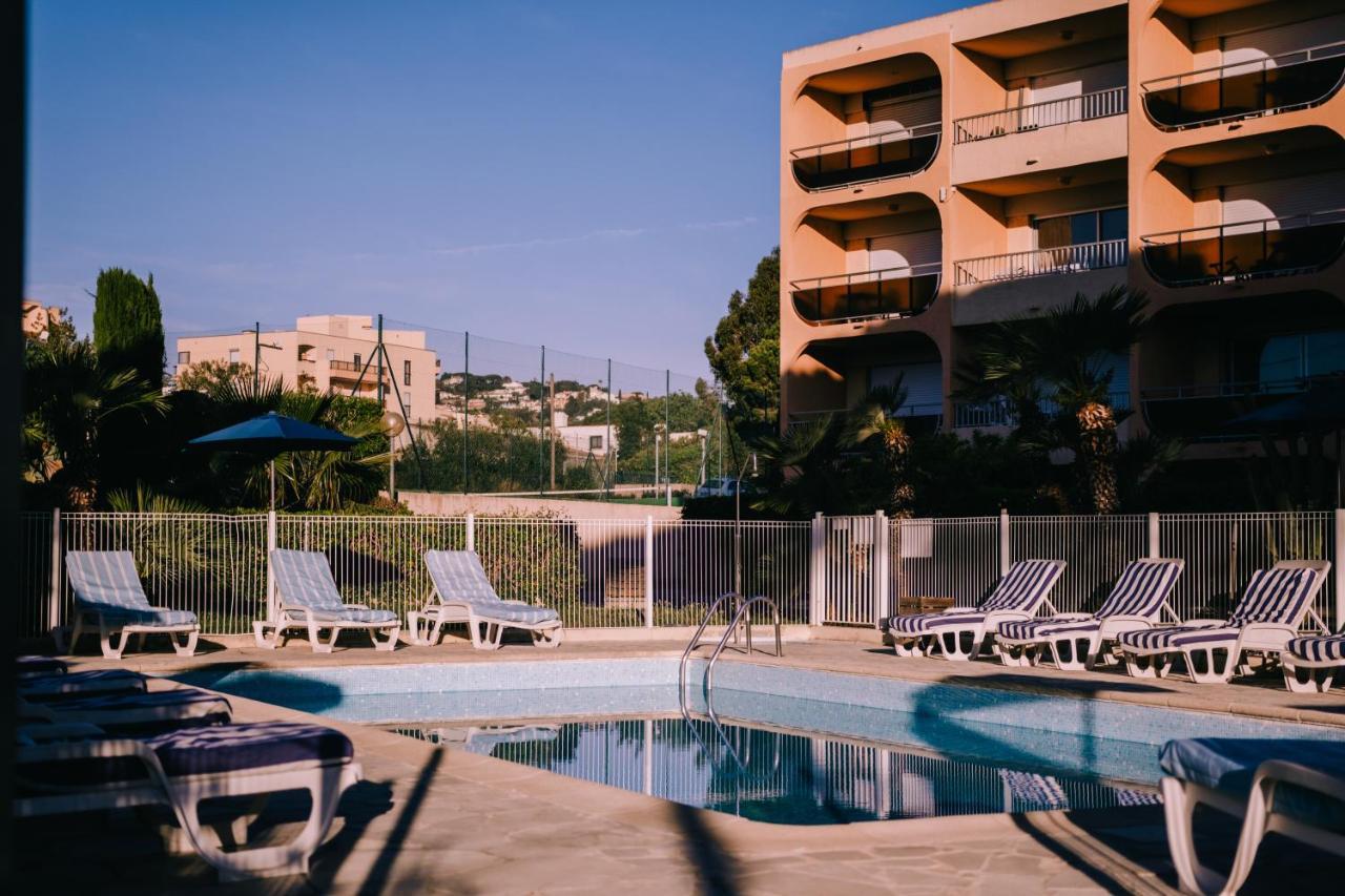Eden Azur - Hoteliere