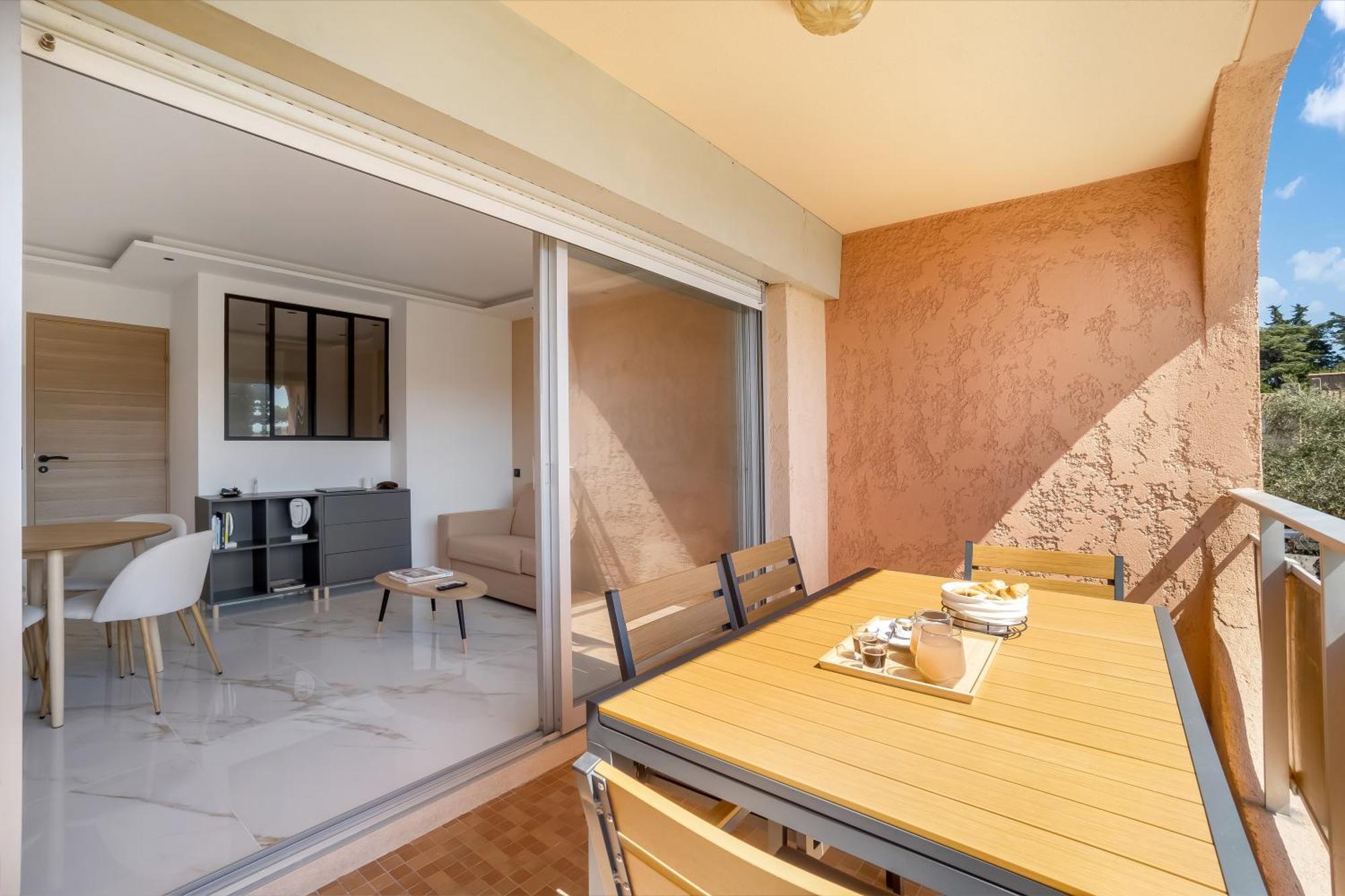 Eden Azur - Hoteliere Aparthotel