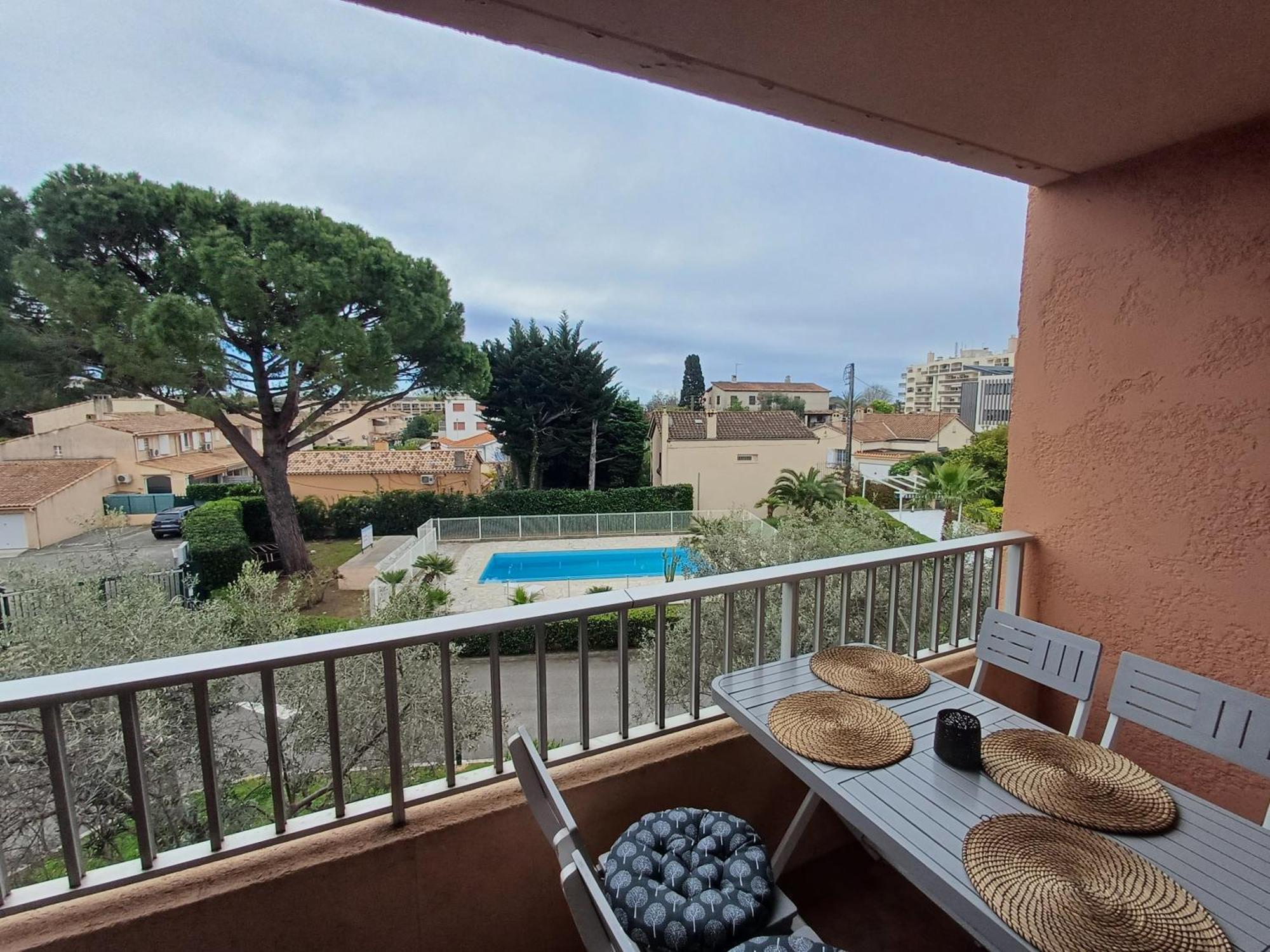 Eden Azur - Hoteliere Aparthotel 2*