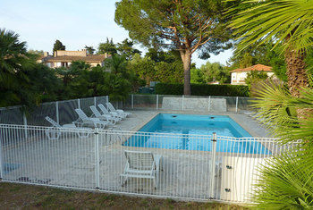 Eden Azur - Hoteliere Aparthotel 2*